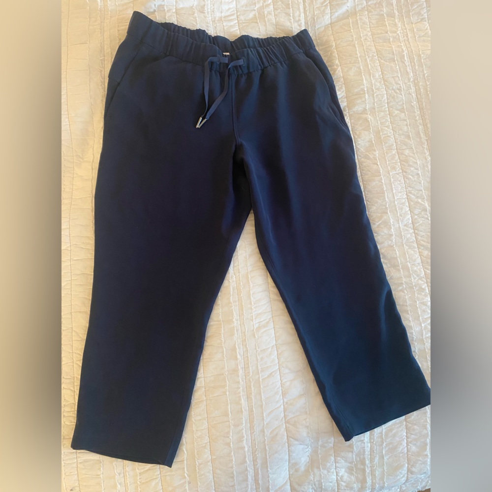 LuLuLemon casual mid length pants